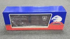 USA Trains R1950 G Gauge Wood Boxcar Pennsylvania PRR 1950 - NOS