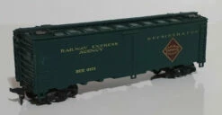 Athearn 1609 HO Scale 40' Steel Reefer (Blue Box Kit) REX 6119 - NOS