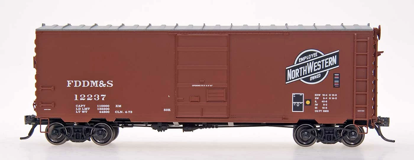 Intermountain 45469 HO Scale 40' PS-1 Boxcar C&NW / FDDM&S 2 Intermountain 45469 HO Scale 40' PS-1 Boxcar C&NW / FDDM&S - Image 2