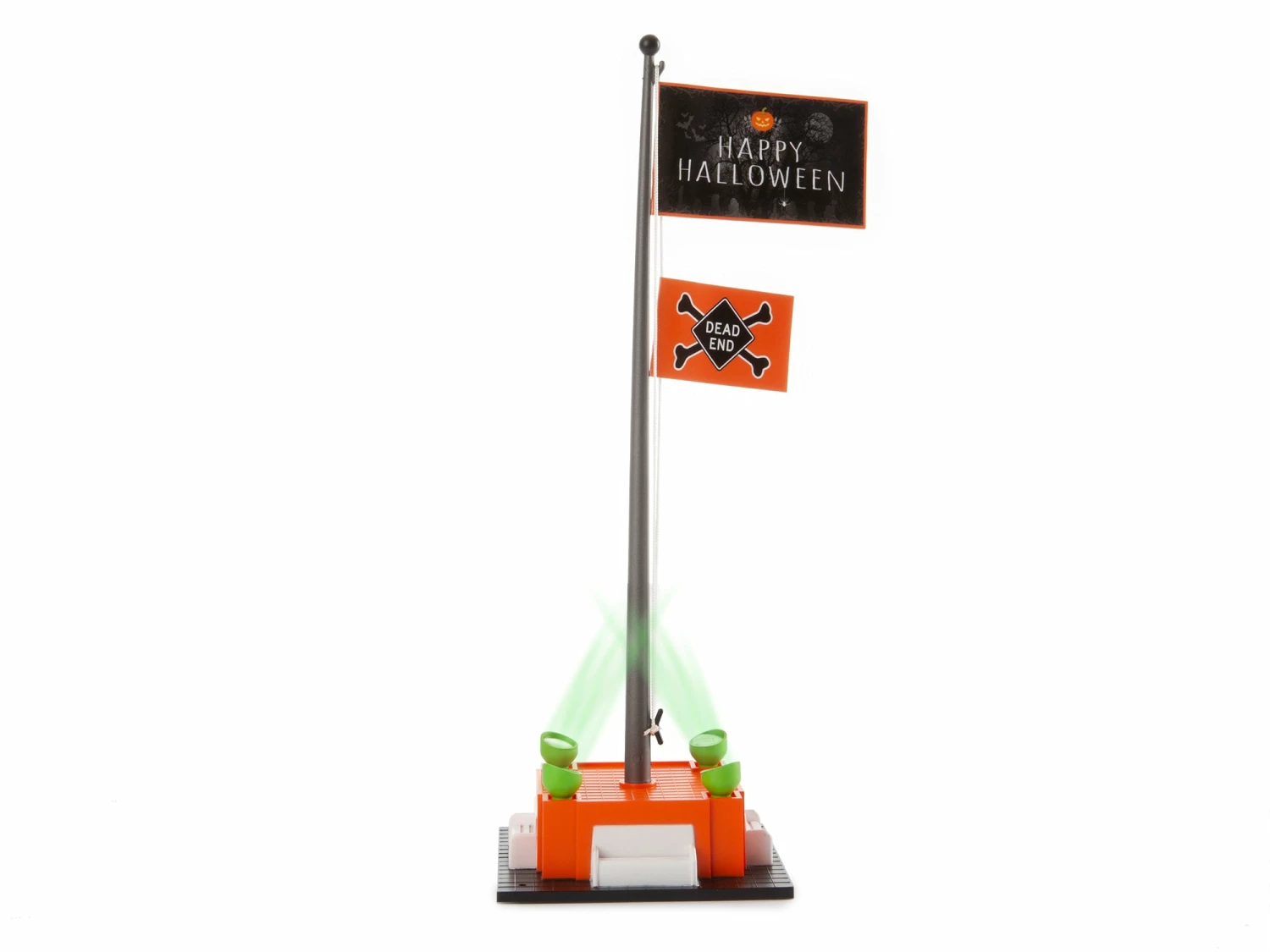 Lionel 2129230 O Gauge Halloween Flagpole (Plug-Expand-Play) 1 Lionel 2129230 O Gauge Halloween Flagpole (Plug-Expand-Play)