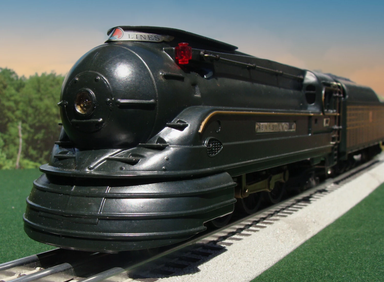 Lionel 6-18052 O Gauge K4 Torpedo 238E Steam Loco Pennsylvania PRR - NOS 2 Lionel 6-18052 O Gauge K4 Torpedo 238E Steam Loco Pennsylvania PRR - NOS - Image 2