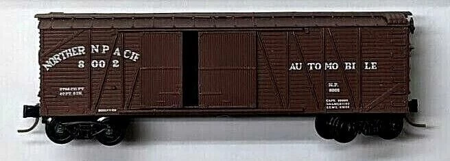 Micro-Trains 29030 N Scale 40' Wood Boxcar Northern Pacific NP 8002 - NOS 1 Micro-Trains 29030 N Scale 40' Wood Boxcar Northern Pacific NP 8002 - NOS