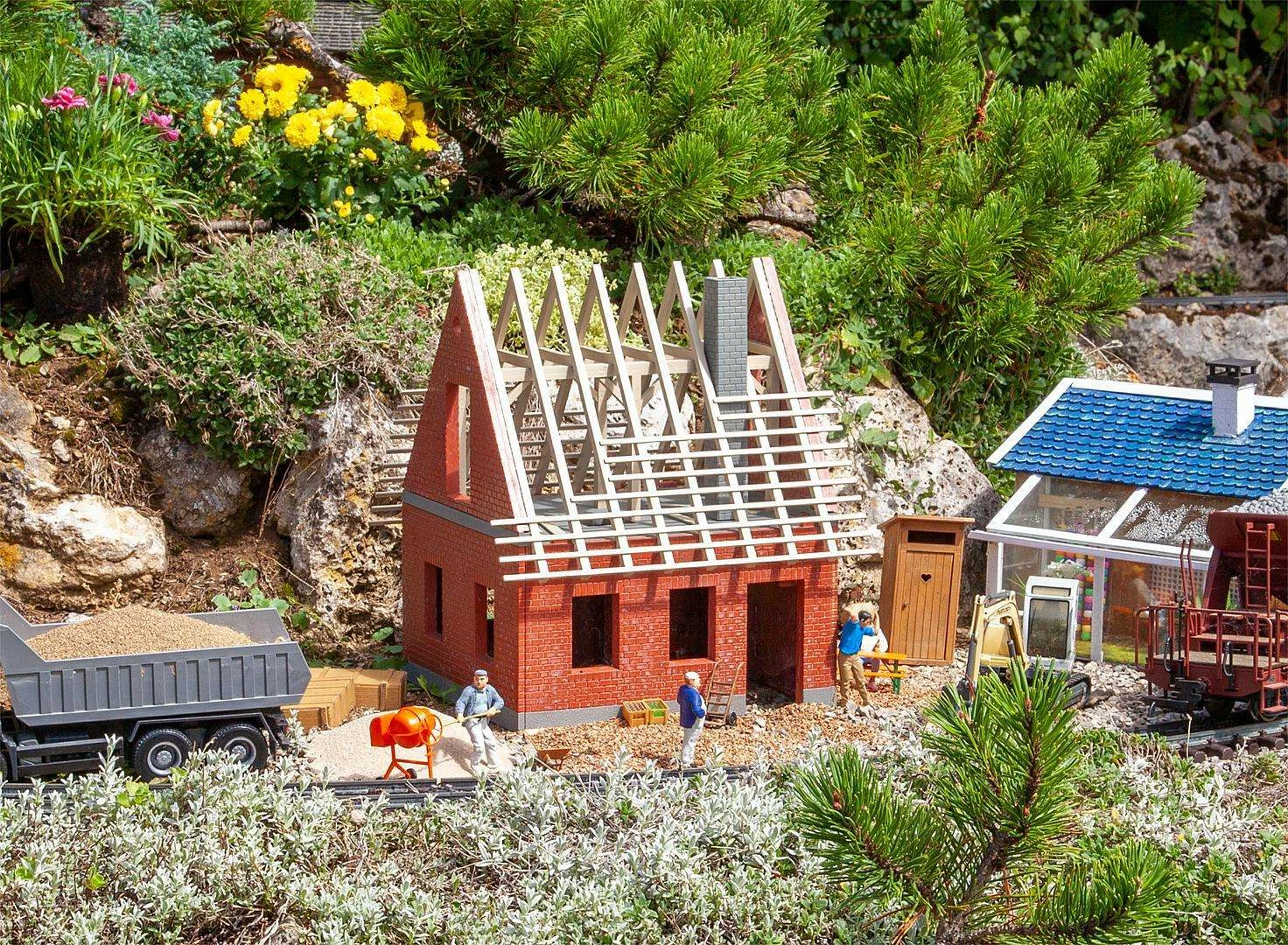 POLA 331083 G Gauge Detached House Under Construction Kit 1 POLA 331083 G Gauge Detached House Under Construction Kit