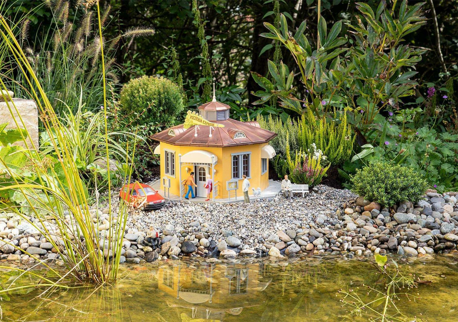 POLA 331114 G Gauge Hexagonal Pizza Express Restaurant Kit 1 POLA 331114 G Gauge Hexagonal Pizza Express Restaurant Kit