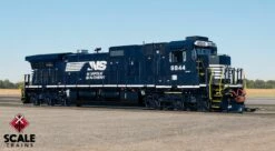 ScaleTrains 32852 Rivet Counter HO GE Dash 9-40C Norfolk Southern NS 8844