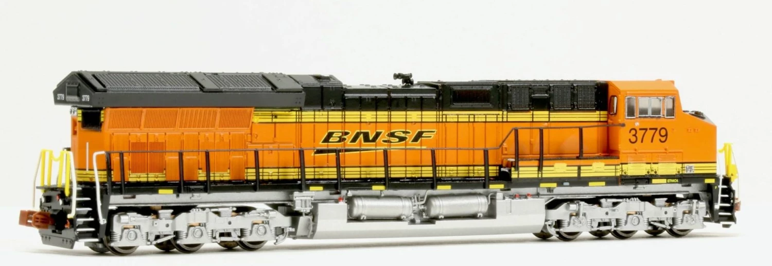 ScaleTrains Operator 10961 N Scale GE ET44C4 Tier 4 Diesel "Heritage III" BNSF 3779 With DCC 2 ScaleTrains Operator 10961 N Scale GE ET44C4 Tier 4 Diesel "Heritage III" BNSF 3779 With DCC - Image 2