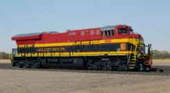 ScaleTrains Rivet 33652 N Scale GE ET44 Tier 4 Diesel "Southern Belle" KCS 5004 DCC & Sound