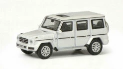 Schuco 452639700 HO Scale (1:87) Mercedes Benz G-Class G-500 - White