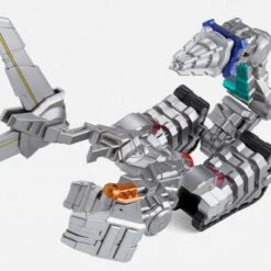 Bandai S.H. FIGUARTS SHINKOCCHOU SEIHOU Kamen Rider OOO CLAWs Sasori Action Figure