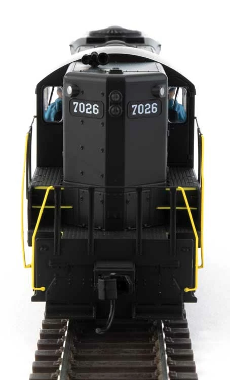 Walthers Mainline 910-20487 HO Scale EMD GP9 Phase II High Hood Pennsylvania PRR 7026 DCC & Sound 2 Walthers Mainline 910-20487 HO Scale EMD GP9 Phase II High Hood Pennsylvania PRR 7026 DCC & Sound - Image 2