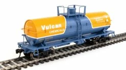 Walthers Mainline 910-48021 HO Scale 36' Chemical Tank Car Vulcan GATX 33789