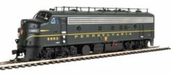 Walthers Proto 920-49518 HO Scale EMD FP7 Diesel Pennsylvania PRR 9863A