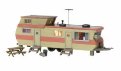 Woodland Scenics Woodland BR5862 O Scale Built & Ready Structure White/Salmon Trailer With Lights