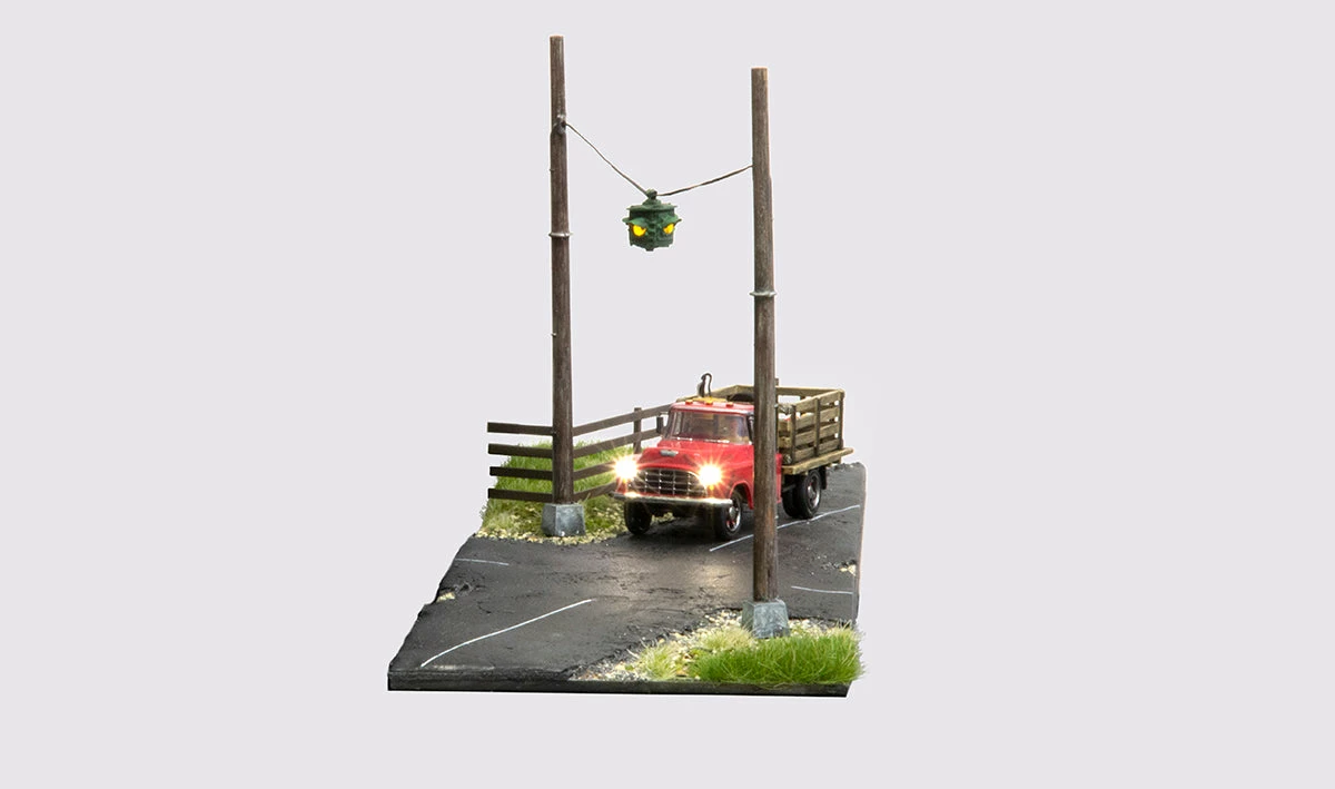 Woodland Scenics Woodland JP5636 N Scale Just Plug Suspended Flashing Traffic Lights 2 Woodland Scenics Woodland JP5636 N Scale Just Plug Suspended Flashing Traffic Lights - Image 2
