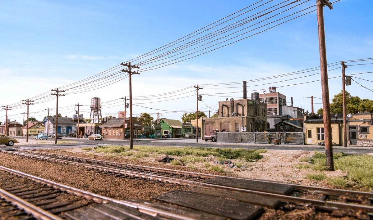 Woodland Scenics US2266 HO Scale Pre-Wired Utility Poles With Double Crossbars 2 Woodland Scenics US2266 HO Scale Pre-Wired Utility Poles With Double Crossbars - Image 2